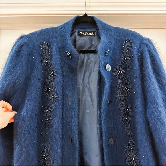 Vintage Lee Sands Angora Rabbit Beaded Floral Embroidered Fuzzy Cardigan Blue - Picture 6 of 11